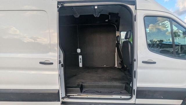 Photo of 2023 Oxford White Ford Transit-250