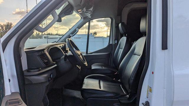 Photo of 2023 Oxford White Ford Transit-250
