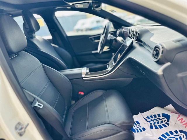 Photo of 2024 Polar White Mercedes-Benz C-Class
