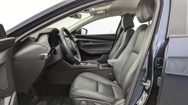 Photo of 2025 Deep Crystal Blue Mica Mazda Mazda3