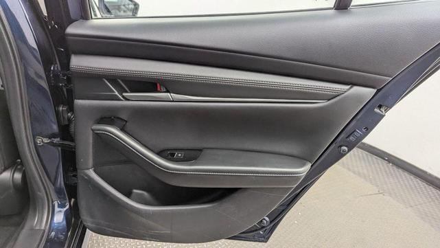 Photo of 2025 Deep Crystal Blue Mica Mazda Mazda3