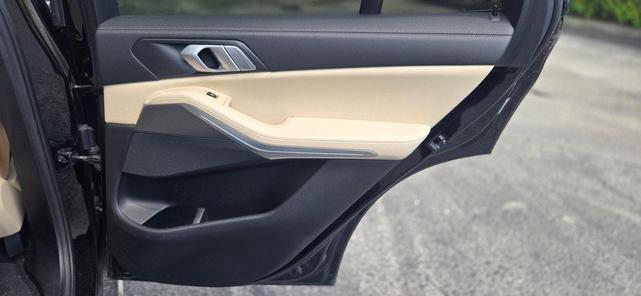 Photo of 2019 Jet Black BMW X5