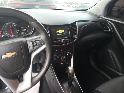 Photo of 2017 Nightfall Gray Metallic Chevrolet Trax