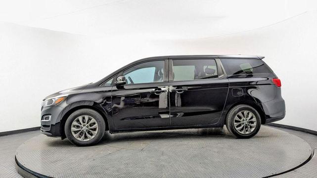 Photo of 2020 Aurora Black Kia Sedona