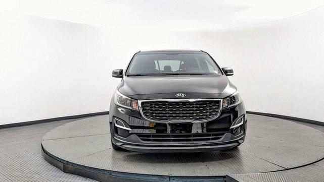 Photo of 2020 Aurora Black Kia Sedona