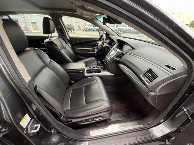 Photo of 2014 Graphite Luster Metallic Acura RLX