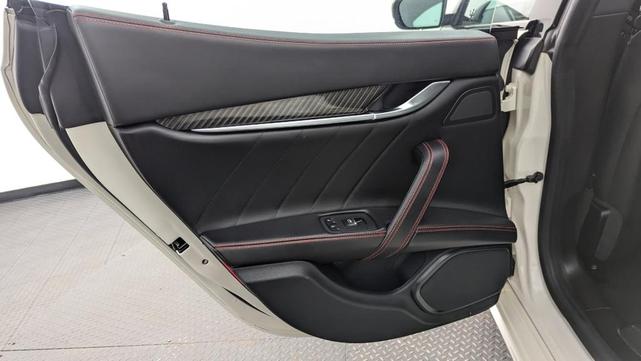 Photo of 2022 Bianco Maserati Ghibli