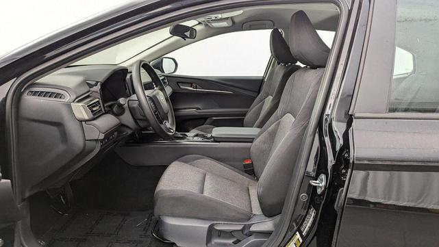 Photo of 2025 Midnight Black Metallic Toyota Camry