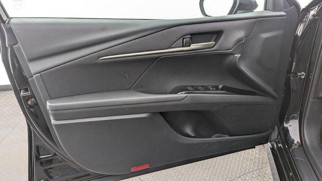 Photo of 2025 Midnight Black Metallic Toyota Camry