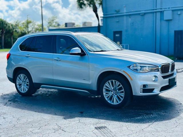 Photo of 2017 Glacier Silver Metallic BMW X5