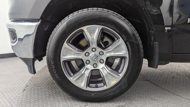 Photo of 2024 Diamond Black RAM 1500