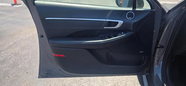 Photo of 2023 Hampton Gray Hyundai SONATA