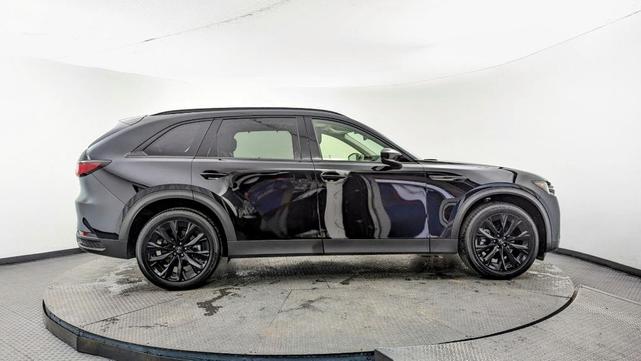 Photo of 2025 Jet Black Mica Mazda CX-90