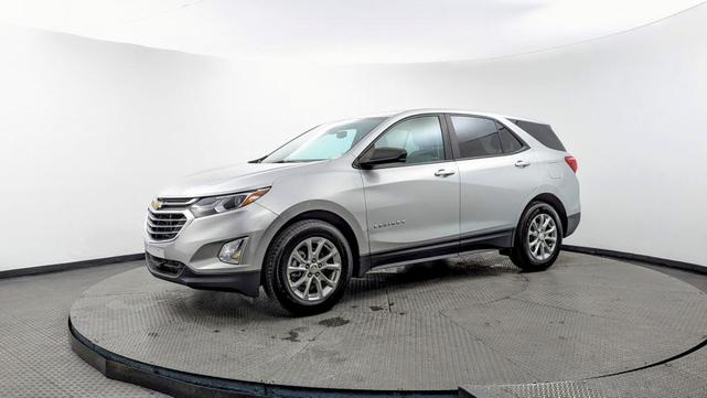 Photo of 2021 Silver Ice Metallic Chevrolet Equinox