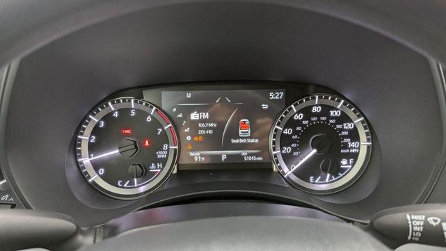 Photo of 2023 Midnight Black Metallic Toyota Highlander