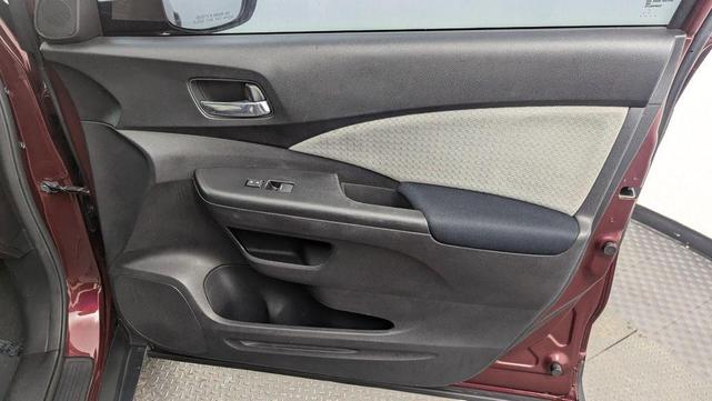 Photo of 2015 Basque Red Pearl II Honda CR-V