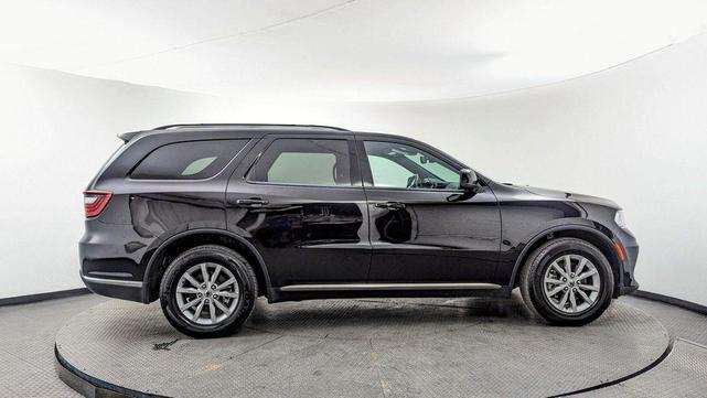Photo of 2023 DB Black Clearcoat Dodge Durango