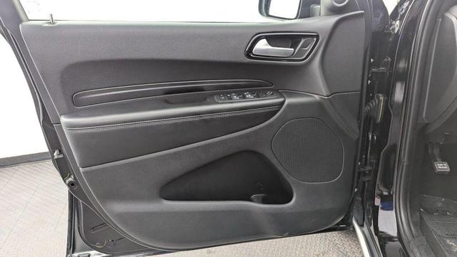 Photo of 2023 DB Black Clearcoat Dodge Durango