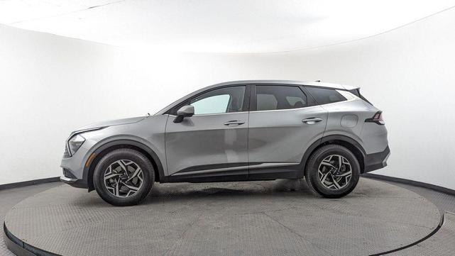 Photo of 2023 Steel Gray Kia Sportage