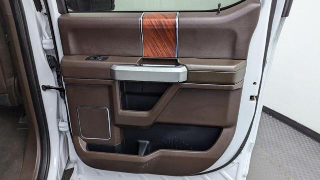Photo of 2019 Oxford White Ford F-150