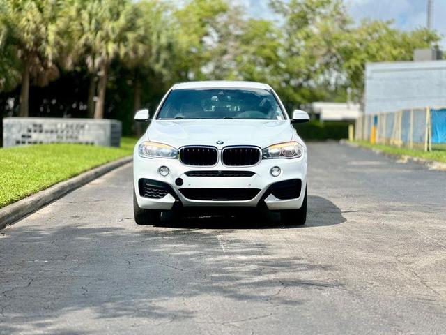 Photo of 2019 Pearl Silver Metallic BMW X6