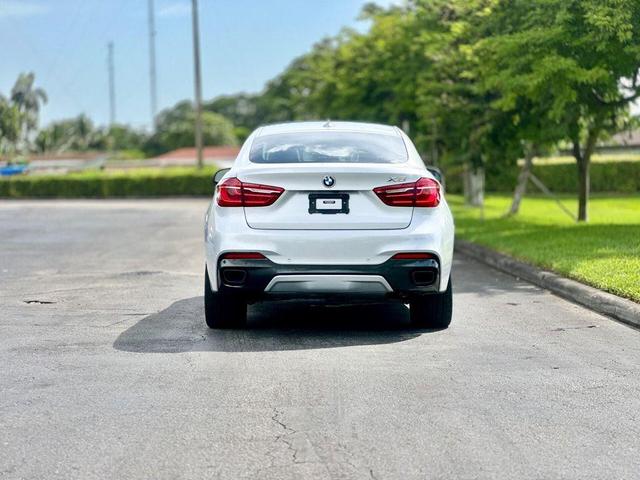 Photo of 2019 Pearl Silver Metallic BMW X6