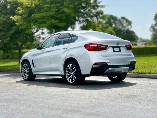 Photo of 2019 Pearl Silver Metallic BMW X6