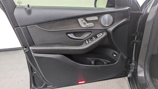 Photo of 2020 Graphite Gray Metallic Mercedes-Benz GLC 300