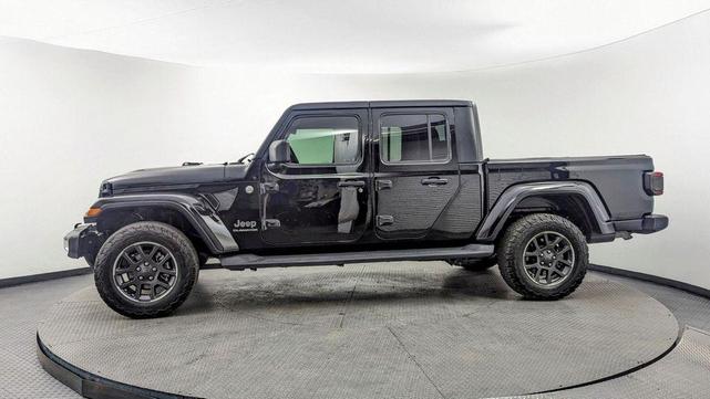 Photo of 2020 Black Clearcoat Jeep Gladiator
