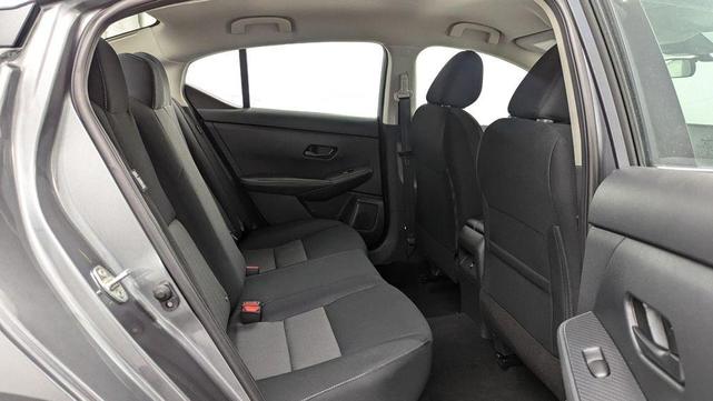 Photo of 2025 Gun Metallic Nissan Sentra