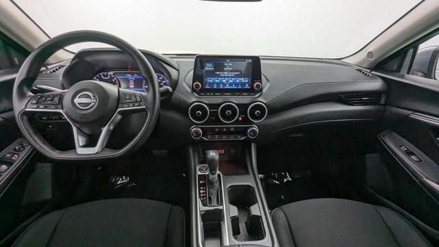 Photo of 2025 Gun Metallic Nissan Sentra