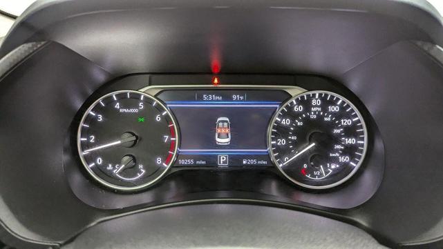 Photo of 2025 Gun Metallic Nissan Sentra