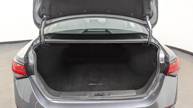 Photo of 2025 Gun Metallic Nissan Sentra