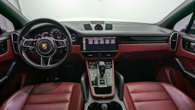 Photo of 2021 Silverstone Porsche Cayenne