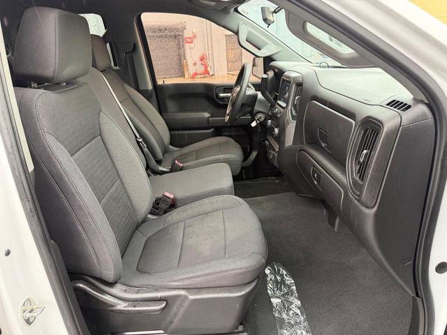 Photo of 2019 Summit White Chevrolet Silverado 1500