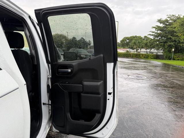 Photo of 2019 Summit White Chevrolet Silverado 1500