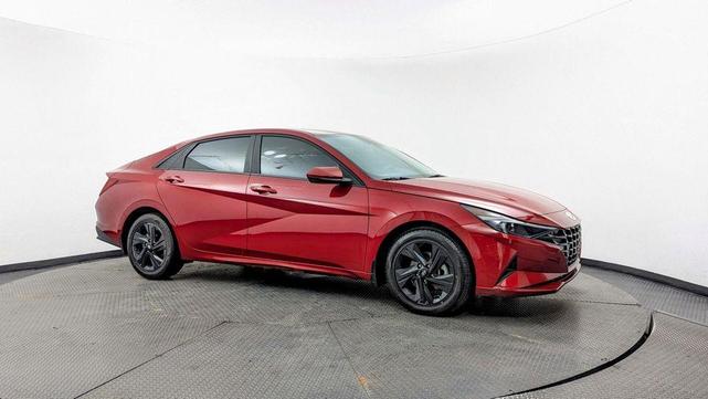 Photo of 2023 Red Hyundai ELANTRA