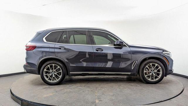 Photo of 2021 Arctic Gray Metallic BMW X5