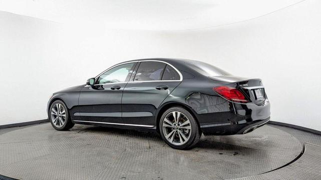 Photo of 2019 Emerald Green Metallic Mercedes-Benz C-Class