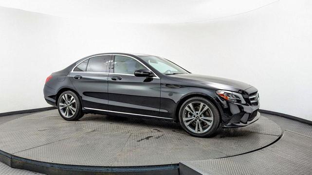 Photo of 2019 Emerald Green Metallic Mercedes-Benz C-Class
