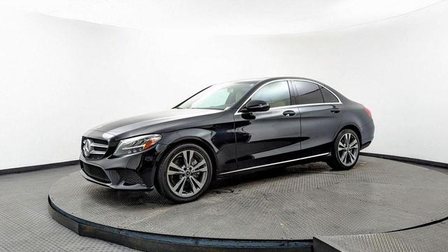 Photo of 2019 Emerald Green Metallic Mercedes-Benz C-Class