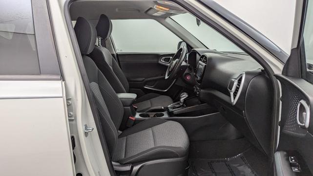 Photo of 2020 Snow White Pearl Kia Soul