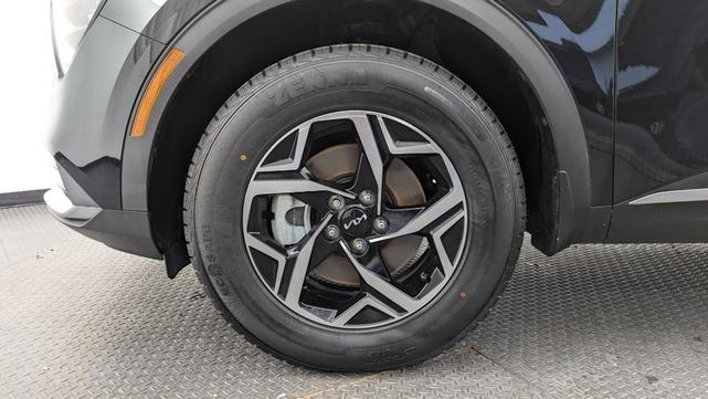 Photo of 2023 Fusion Orange Kia Sportage