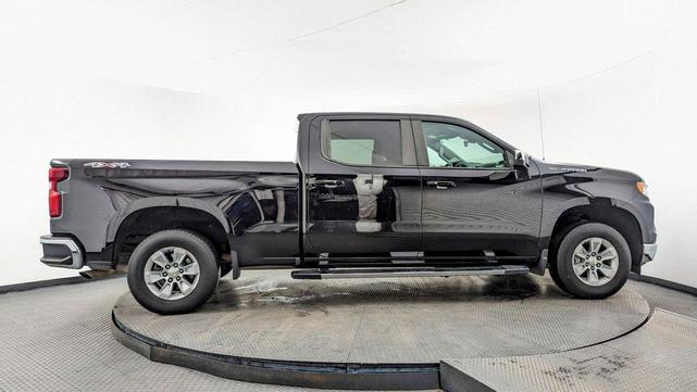 Photo of 2023 Black Chevrolet Silverado 1500