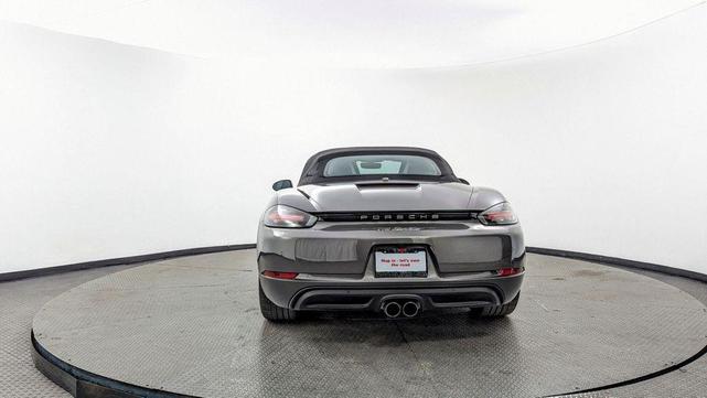 Photo of 2017 Agate Gray Metallic Porsche 718 Boxster