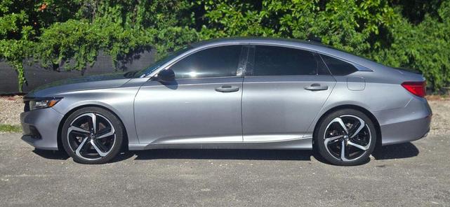 Photo of 2021 Lunar Silver Metallic Honda Accord