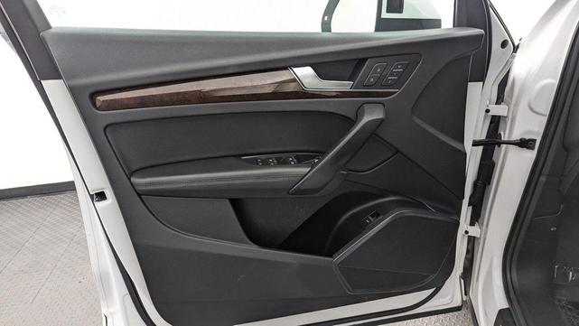 Photo of 2020 Ibis White Audi Q5