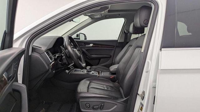 Photo of 2020 Ibis White Audi Q5