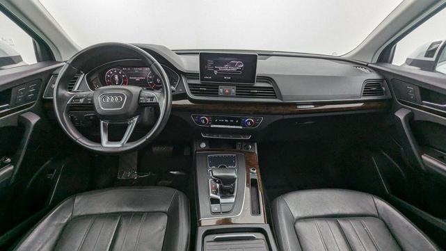 Photo of 2020 Ibis White Audi Q5