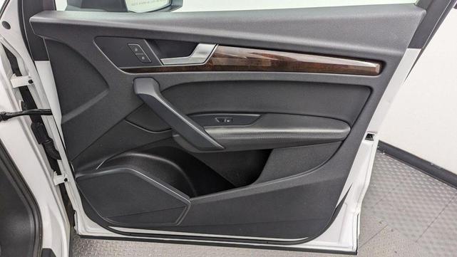 Photo of 2020 Ibis White Audi Q5